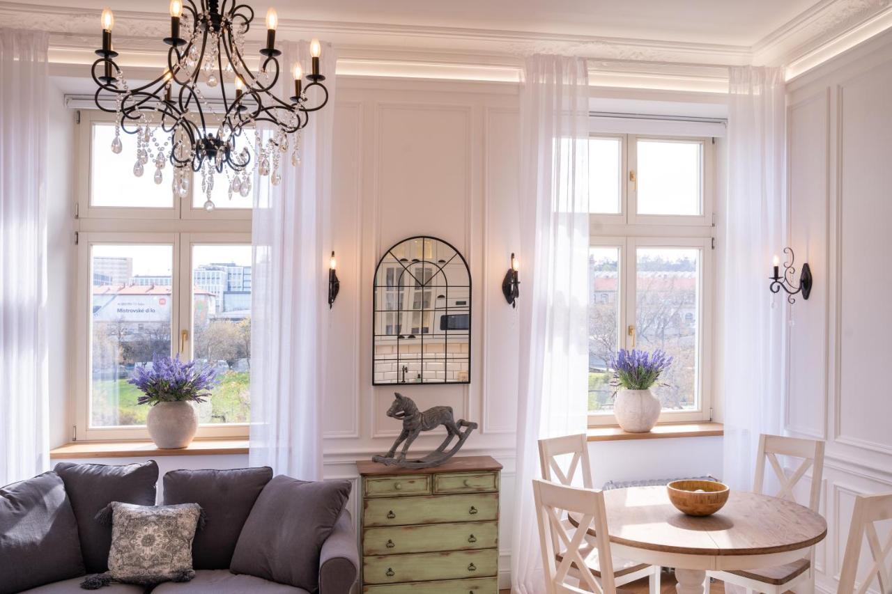 Charme De Provence In Prague Exterior photo
